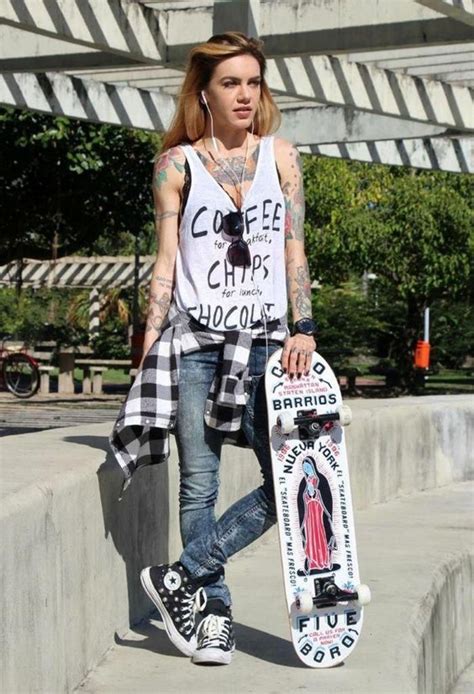 In 2020 Skater Girl Outfits Fashion Fashion Outfits