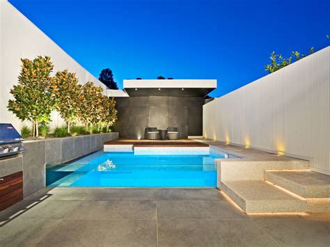 Clean Fresh Pool Lines For Modern Ease Eco Outdoor Pool Inspiration