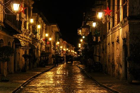 Calle Crisologo Street Lamp · Free Photo On Pixabay