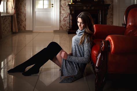 Wallpaper Women Model Brunette Dress Knee Highs Thigh Highs Socks Reflection 2048x1365
