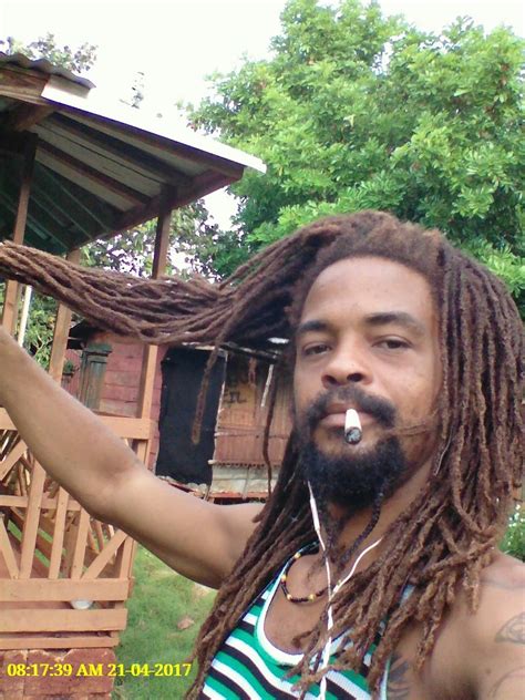 Pin By Carole On Jamaica Mon Rasta Hair Styles Dreadlocks