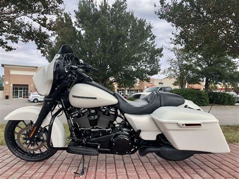 2018 Harley Davidson® Flhxs Street Glide® Special White North Myrtle