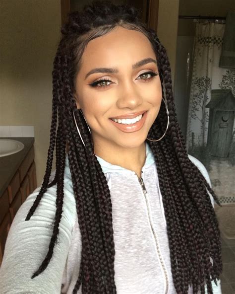 myesha polnett on instagram “mazee told me to smile i used the 35o palette for my eyes today by