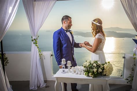 Santorini wedding planners, santorini wedding packages, santorini greece weddings. Santorini Symbolic wedding packages | santorini wedding ...