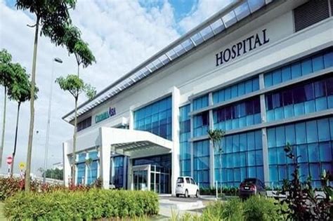 Situated in johor bahru, this hotel is 1.2 mi (1.9 km) from toppen shopping centre and within 3 mi (5 km) of aeon tebrau city and hospital sultan ismail. Best 10 Specialist Hospital Johor Bahru