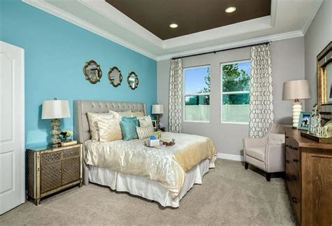 29 Beautiful Blue And White Bedroom Ideas Pictures Designing Idea