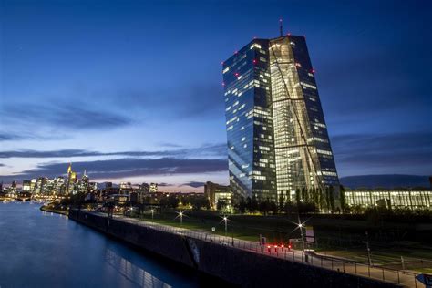 European Central Bank minority opposed bond-buying stimulus
