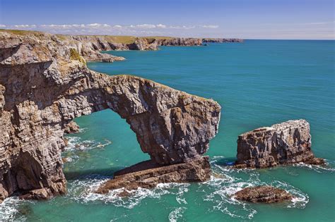 What Makes Pembrokeshire A Favourite Uk Holiday Destination