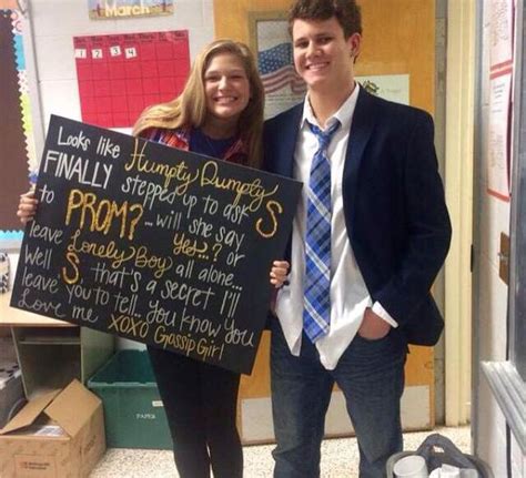gossip girl promposal homecoming proposal cute prom proposals asking to prom