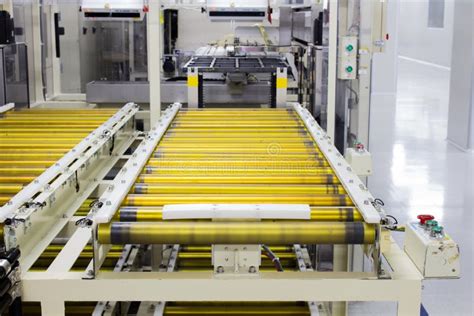 The Conveyor Chain And Conveyor Belt On Production Line In Clean Room