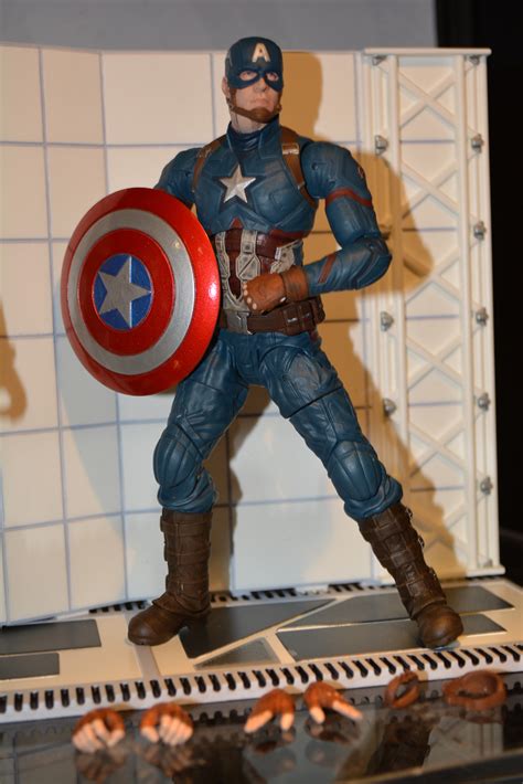 First Look At Marvel Select Civil War Figures For Captain America