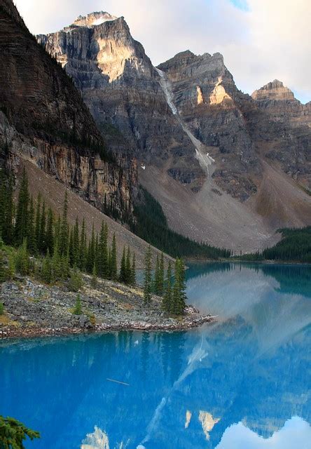 First View Of Moraine Lake In Banff National Park Flickr Photo Sharing