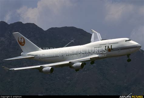 Ja8082 Jal Japan Airlines Boeing 747 400 At Hkg Kai Tak Intl