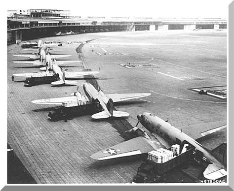 History In Images Pictures Of War History Ww2 Berlin Blockade