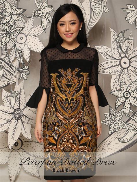 Kamu juga bisa membuat kebaya. Model Kebaya Campur Batik Modern di 2020 | Model baju ...