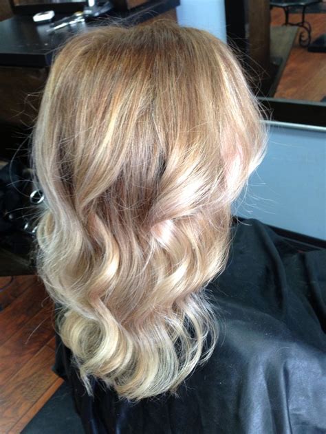Pearl Blonde Hair And Makeup Pinterest Blondes And Pearls