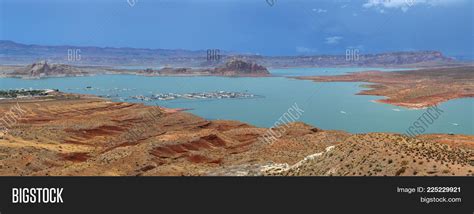 Lake Powell Reservoir Image And Photo Free Trial Bigstock