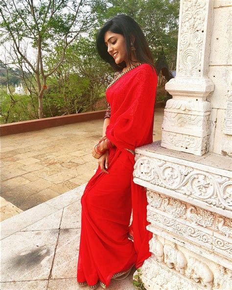 Actress Eesha Rebba Latest Stunning Photoshoot Stills