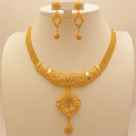 22 Carat Indian Gold Necklace Set 58 Grams Gold Necklace Designs