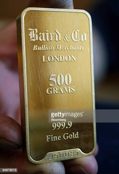 1 Ounce Gold Bars Photos And Premium High Res Pictures Getty Images