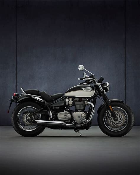 The Piece Of Art With Vintage Flavour Now In Bs6 The New Triumph