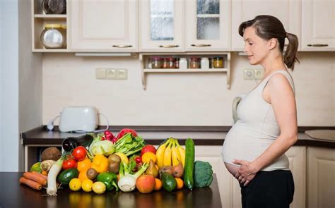 Makanan Yang Dilarang Untuk Ibu Hamil Jeroan Hingga Sayur Mentah