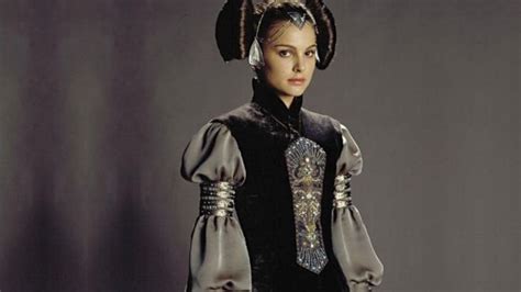 The Embroidery Of The Tunic Of Padmé Amidala Natalie Portman In Star
