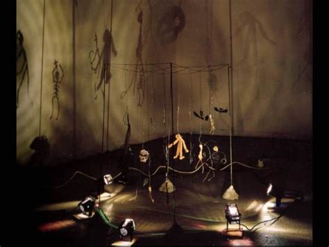 * Le théatre des ombres - Christian Boltanski | Artiste contemporain