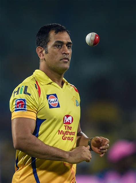 File Photos Of Ms Dhoni Photos Hd Images Pictures News Pics