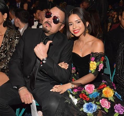 Pepe Aguilar Rompe Silencio Sobre Fotos Filtradas De Su Hija Ngela