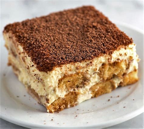 There are few desserts in life better than tiramisu — with its perfect balance of soft mascarpone cream and rich coffee. Tiramisú best ever | Recipe | Tiramisu recipe, Desserts ...