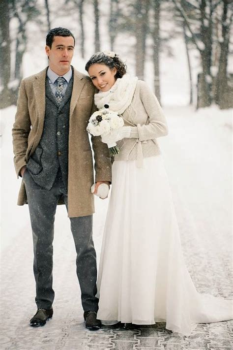 Engaged 6 Reasons To Consider A Winter Wedding Winter Hochzeit