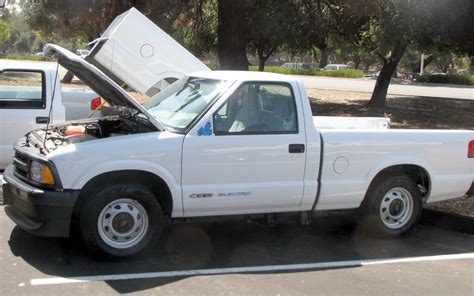 Blast From The Past Chevrolet S10 Ev Gms First Electric Pickup The