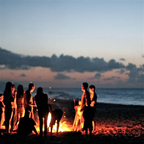 8tracks radio friends and summer nights 34 songs free and music playlist