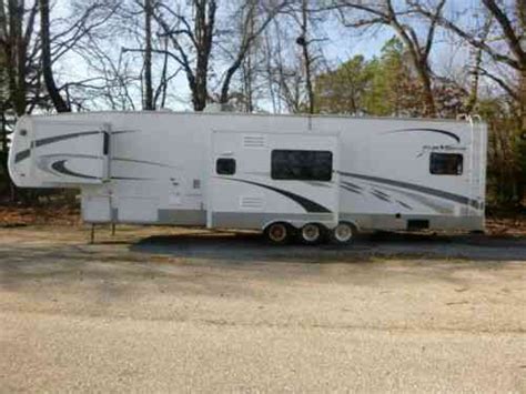 2007 40ft Kz New Vision Sportster 5th Wheel Toy Hauler Vans Suvs And