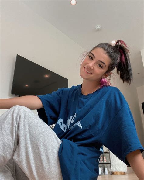 140kfan page$ all smiles here ☻︎ go follow my account funimate (charlimelio) (funimate is an app) fan page charli damelio @charlidamelio. Charli D'Amelio Revealed She Struggles With An Eating ...