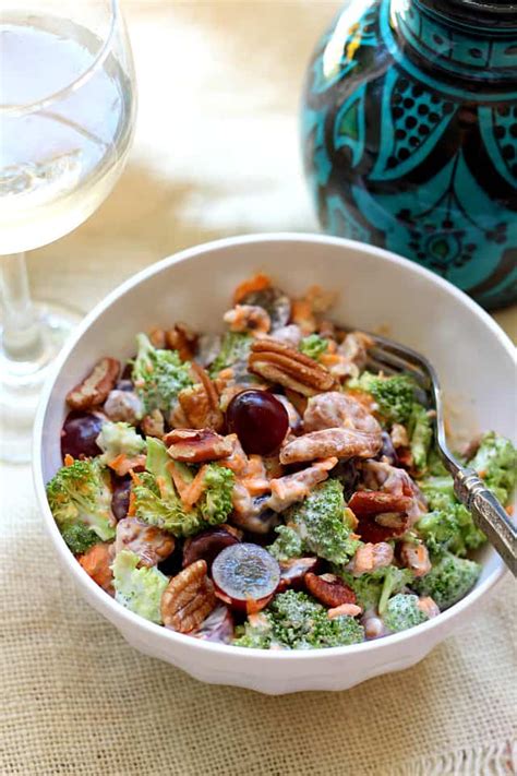 6 oz pasta 3.5 oz broccoli 3 oz smoked salmon 1 garlic clove 1/2 cup cream 1.5 cups water pepper. Top 23 Broccoli Main Dishes - Best Round Up Recipe Collections