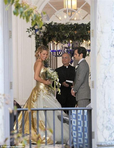 We're taking a look at how they pulled it off. Blake Lively wedding dress: Actress wears gold gown to shoot Gossip Girl scenes | Daily Mail Online