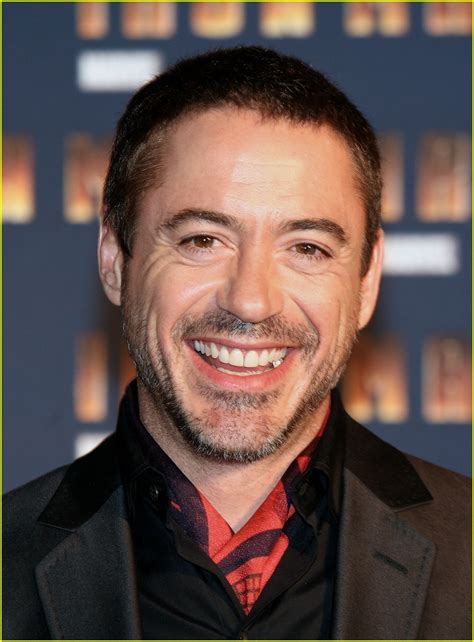With an amazing list of credits to his name, he has managed to stay new and fresh even after over four decades in the business. Ritratti in Celluloide - Attore Robert Downey Jr. (Foto 1 ...