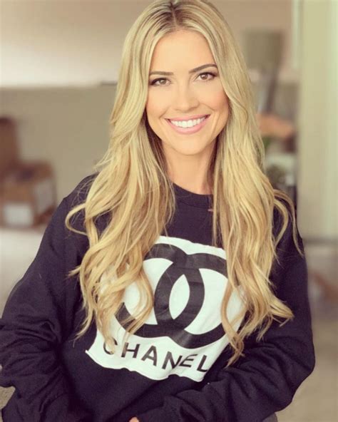 Flip Or Flops Christina Anstead Selling 6m Oc Mansion Featuring