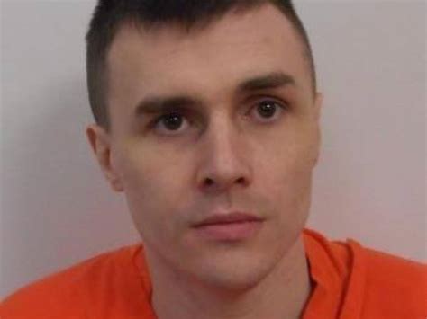 INQUINTE CA 34 Year Old Man Wanted On Country Wide Warrant