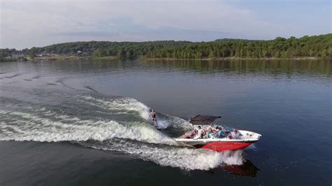 Did you know table rock lake boasts nearly 800 miles of shoreline? Table Rock Lake Water Sports (4K) - YouTube