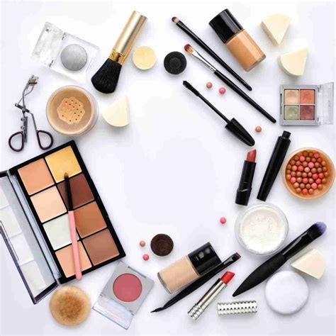 15 Ultimate List Of Makeup Essentials Metropolitan Girl