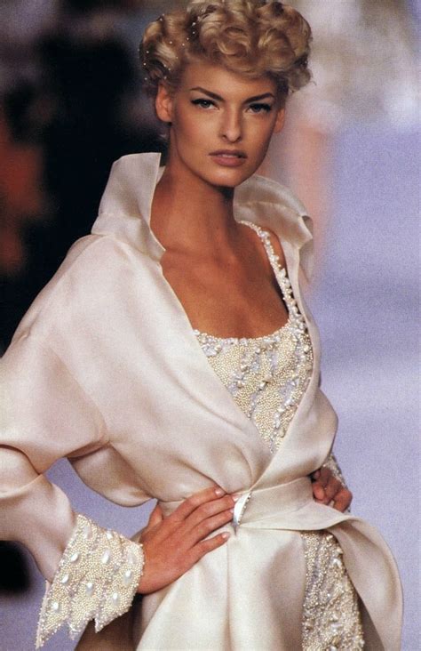 Lanvin Hc 1991 Model Linda Evangelista 80s And 90s Fashion Fashion
