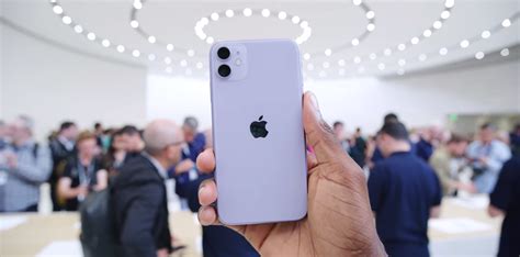 9 Reasons You Should Buy The Standard Iphone 11 Instead Of An Iphone 11