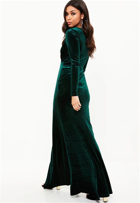 Lyst Missguided Green Velvet Plunge Long Sleeve Maxi Dress In Green