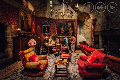 The Gryffindor Common Room Harry Potter Room Decor Gryffindor Common