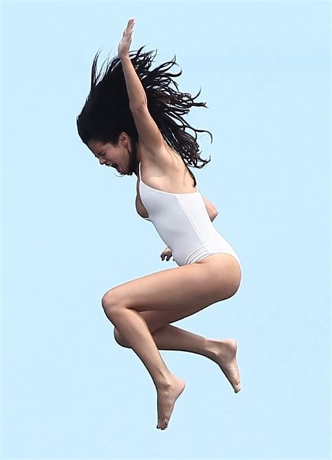 Selena Gomez Swimsuit Moments That Inspire Us Popsugar Australia
