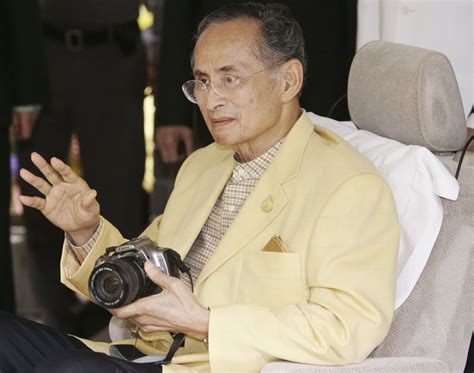 Thai E News A Life In Pictures King Bhumibol Adulyadej From Bbc News Ap Thailand S Revered