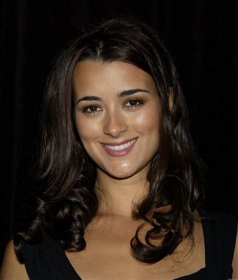 Cote De Pablo Actresses Celebrity Pictures Celebrity Gossip